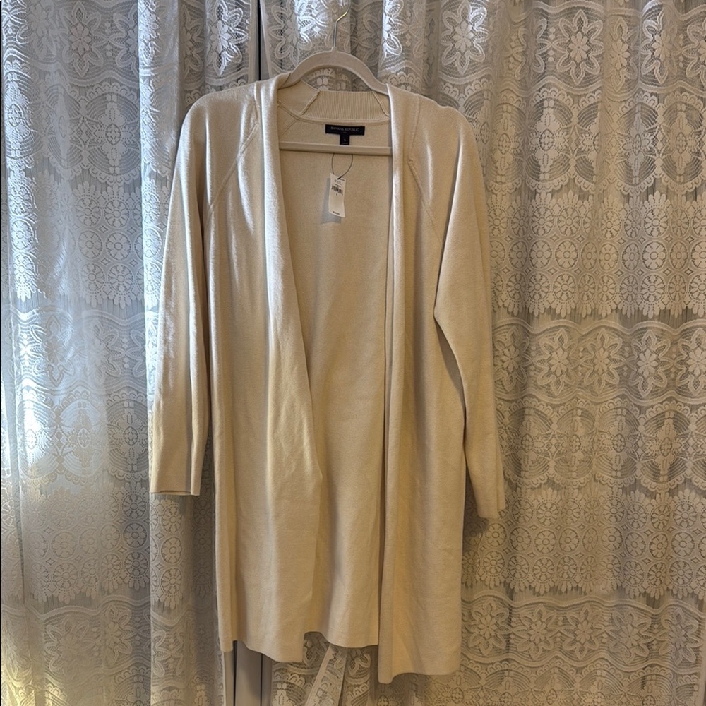 Banana Republic Cream Cardigan Sweater